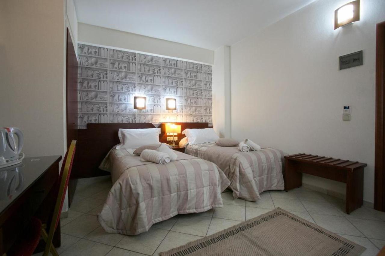 Hotel Life Port
