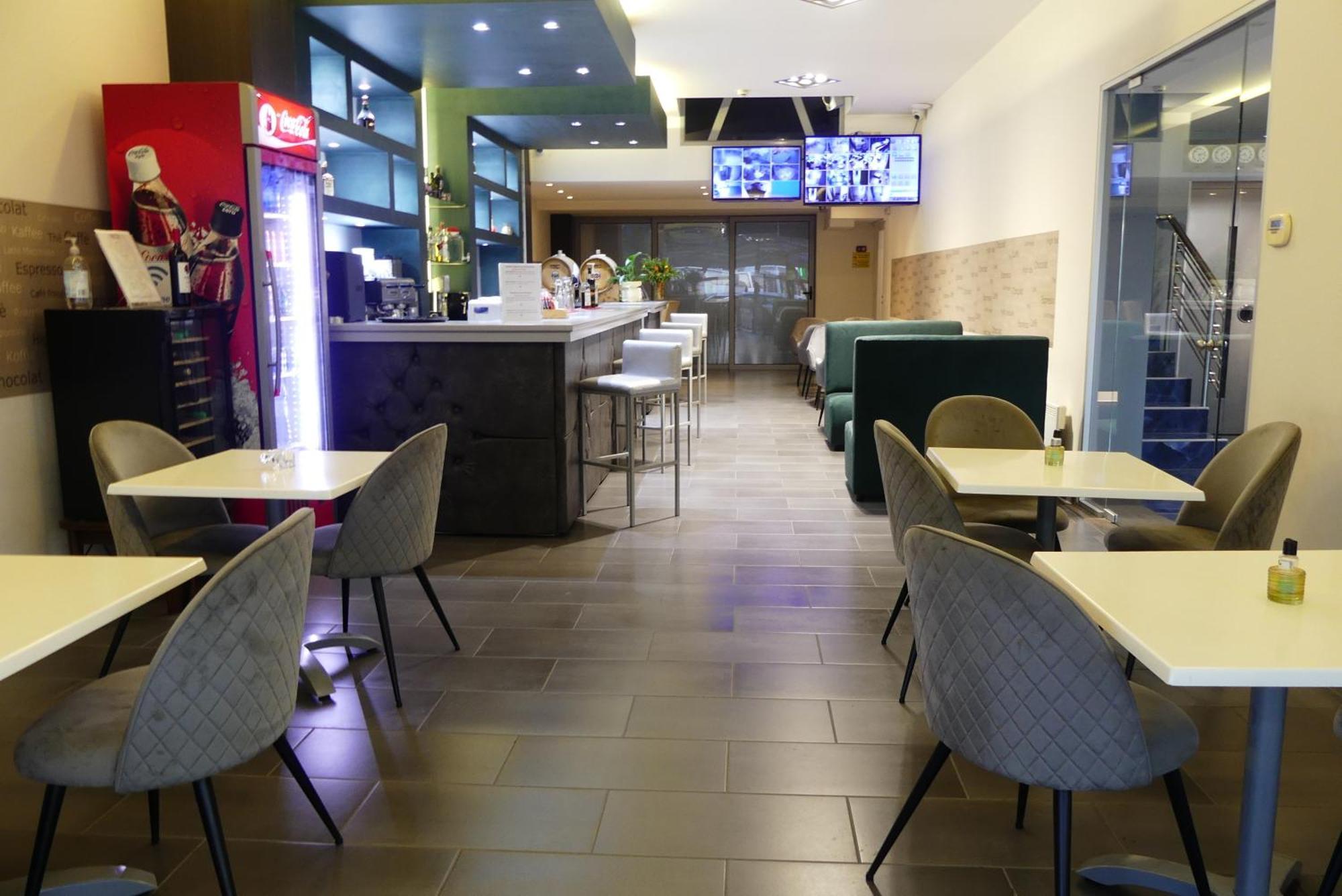 Life Port 3* Heraklion (Crete)