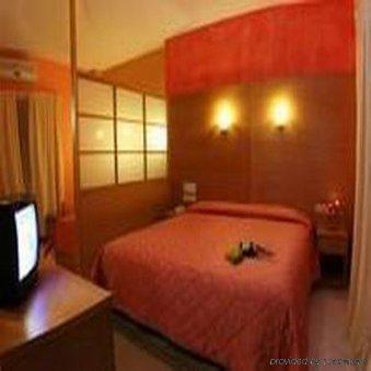Life Port 3* Heraklion (Crete)