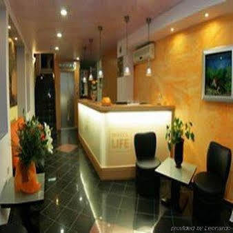 Hotel Life Port 3*