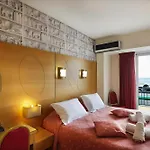 Hotel Life